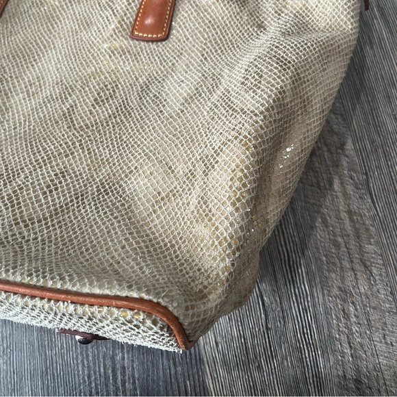 Gold/shimmer Snake pattern, brown handle. No longer available on website - Picture 12 of 12